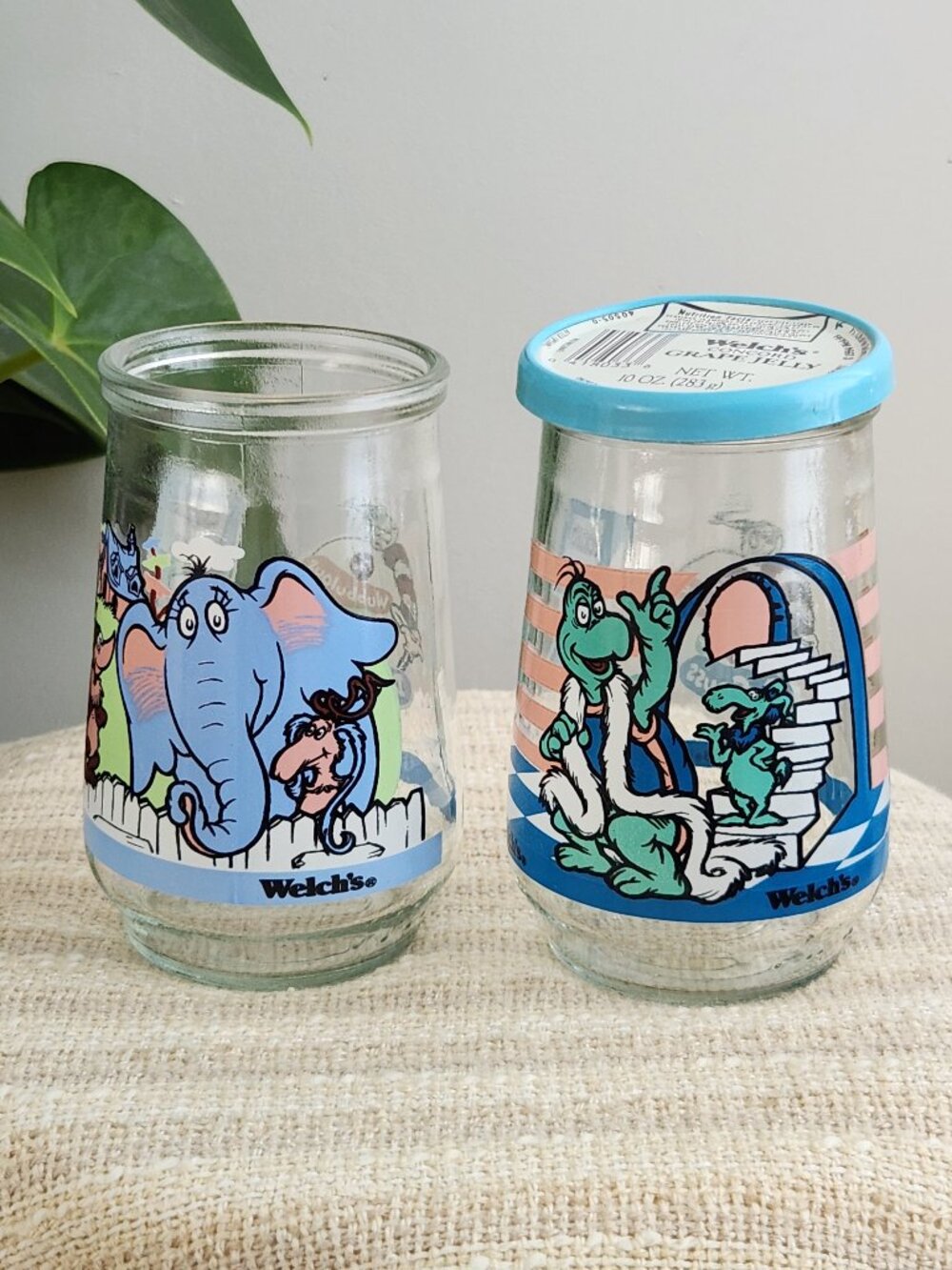 Vintage Welch's Set Of 2 Jelly Glass Dr Seuss Yertle The Turtle Horton And Frien